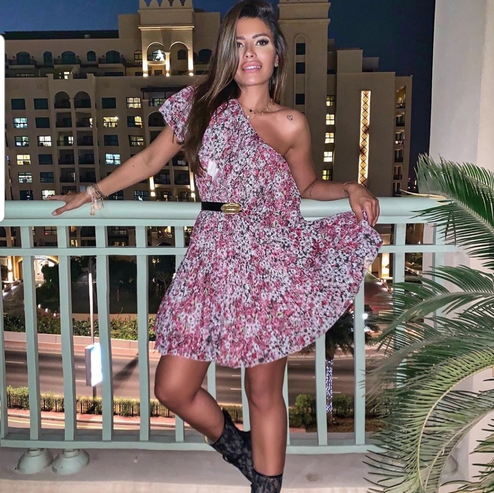 H&M Pink Floral Ruffle Mini Dress - Picture 3 of 8